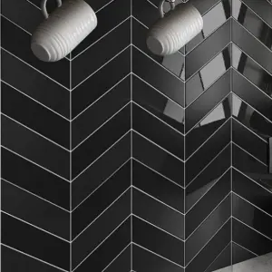 CHEVRON BLACK DROITE BRILLANT